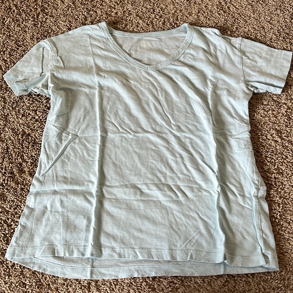 Aerie v neck boyfriend tee